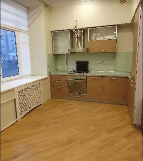 Жить в сердце Киева. Сколько стоят квартиры на Крещатике: цены и фото